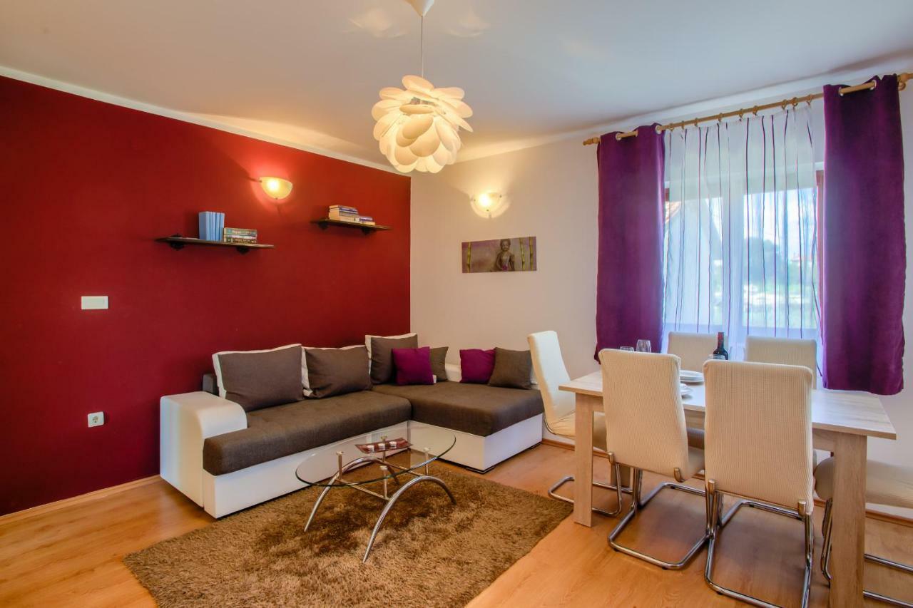 House Silvija Pula Apartment Exterior photo